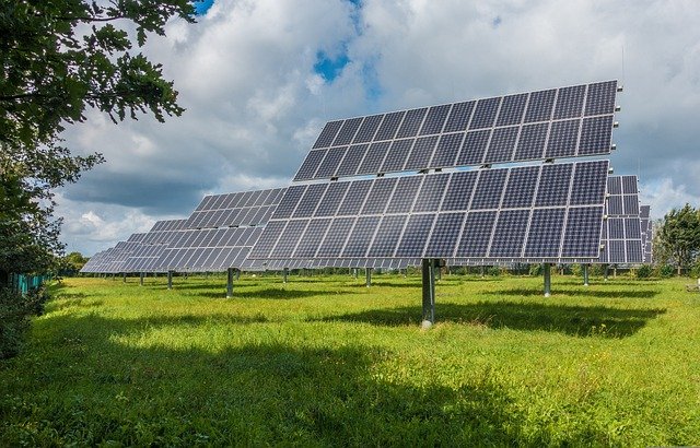 Top 7 Reasons to Switch to Solar Energy